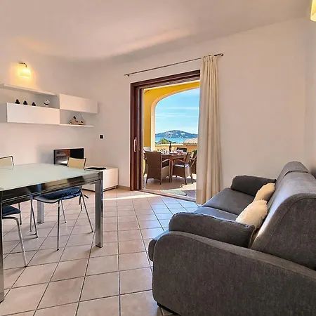 Le Maree Sea View بيت للعطل